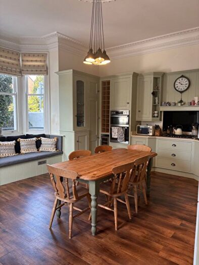 2 Bedroom Flat To Rent In Mill Road, Salisbury, Wiltshire, SP2