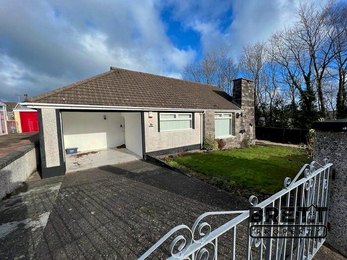 2 Bedroom Detached Bungalow To Rent In Romilly Crescent, Hakin, Milford Haven, Pembrokeshire., SA73
