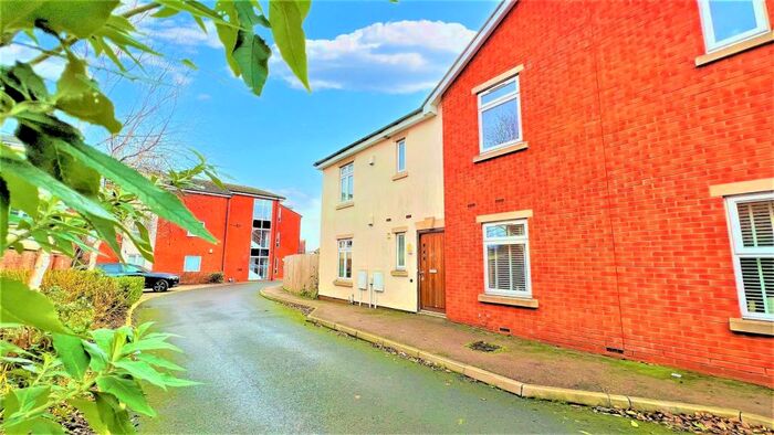 2 Bedroom Apartment To Rent In Kings Gate Garden Apartment, York Road, Kings Heath, B14