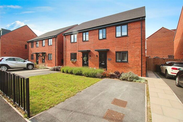 2 Bedroom Semi-Detached House For Sale In Blossom Crescent, Balby, Doncaster, South Yorkshire, DN4