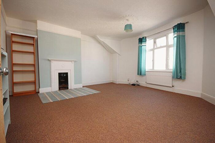 3 Bedroom Flat To Rent In St Catherines Road, Southbourne, BH6