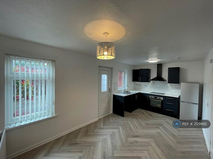 4 Bedroom Terraced House To Rent In Milling Court, Gateshead, NE8