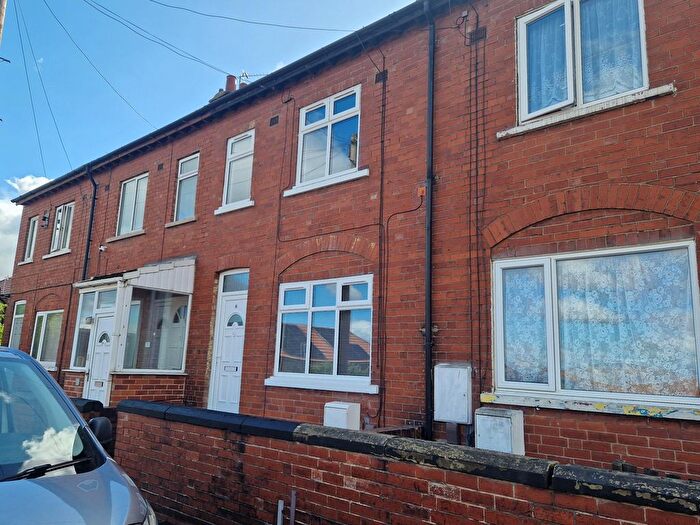 3 Bedroom Terraced House To Rent In Lightfoot Avenue, Castleford, West Yorkshire, WF10