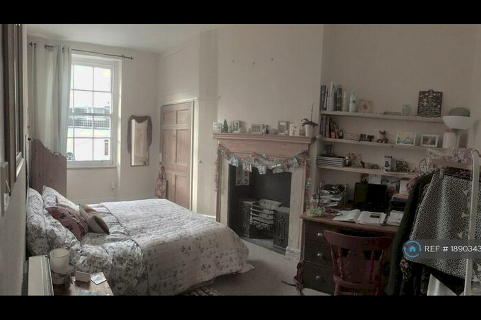 9 Bedroom Terraced House To Rent In Student Property - Beds - Granby Hill, Bristol, BS8