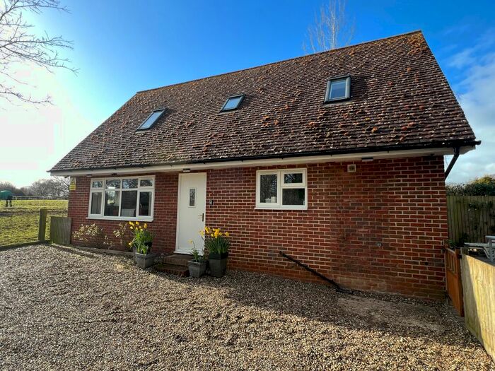 2 Bedroom Detached House For Sale In Main Street, Rye, TN31