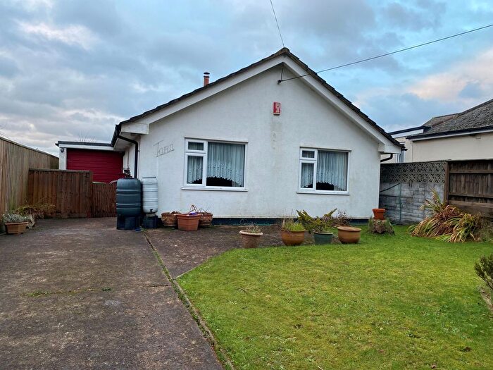3 Bedroom Bungalow To Rent In Torrington Road, Winkleigh, EX19
