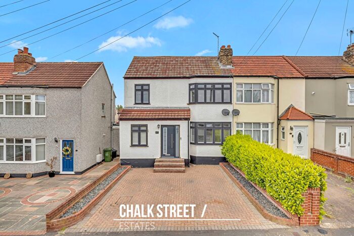 4 Bedroom Semi-detached House For Sale In Norman Road, Hornchurch, RM11