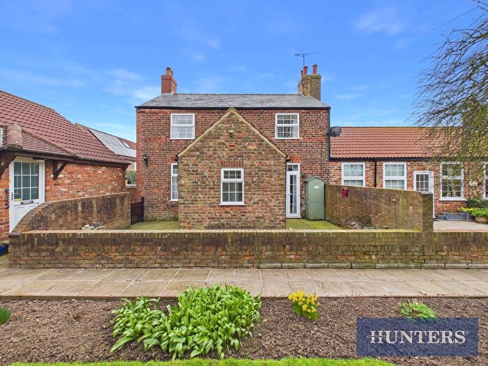 3 Bedroom Property For Sale In Bempton Lane, Flamborough, Bridlington, YO15