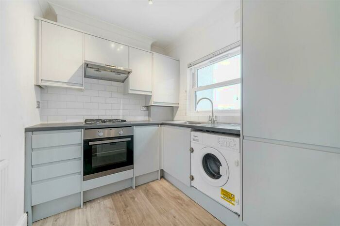 1 Bedroom Flat To Rent In Cotswold Street, West Norwood, SE27