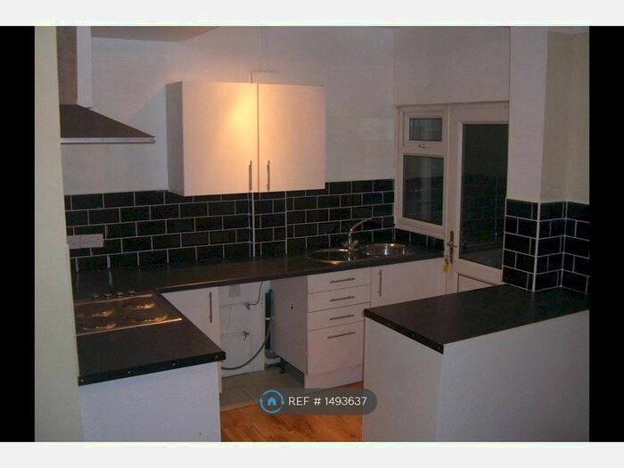 3 Bedroom Terraced House To Rent In Gray St, Bootle, L20