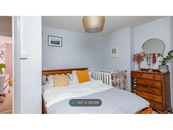 1 Bedroom Flat To Rent In The Pantiles, Tunbridge Wells, TN2