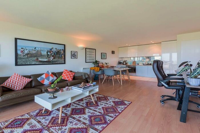 1 Bedroom Flat To Rent In New River Avenue, London, N8