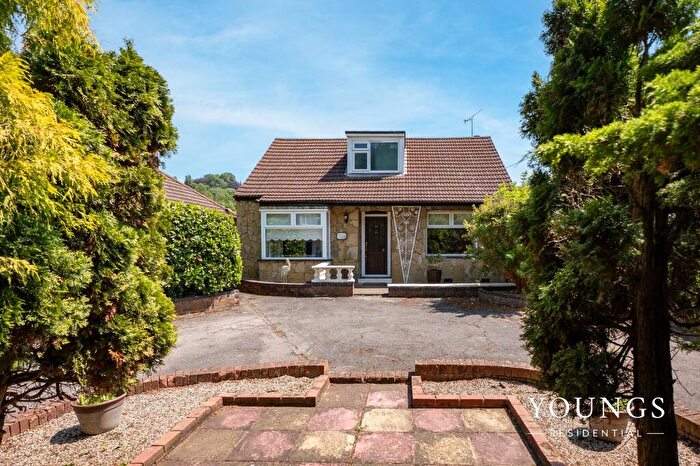 3 Bedroom Detached House For Sale In Spencer Road, Benfleet, SS7
