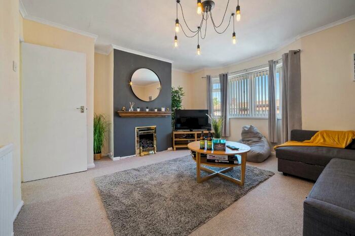 2 Bedroom Apartment To Rent In Cathays Terrace, Cathays, Cardiff, CF24