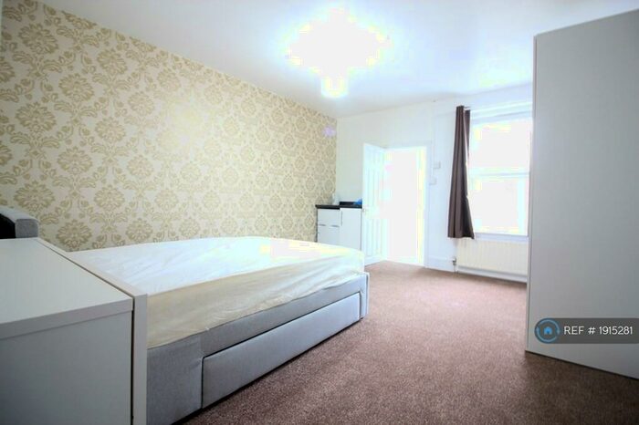 Studio To Rent In Winchelsea Street, Dover, CT17