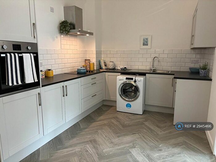 2 Bedroom Flat To Rent In Elm Grove, Southsea, PO5