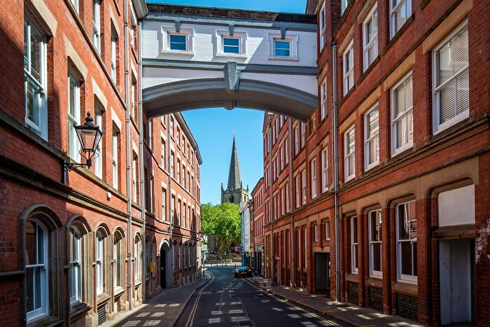 2 Bedroom Flat To Rent In Hounds Gate, Nottingham, NG1