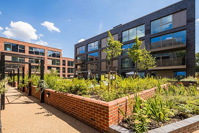 1 Bedroom Flat To Rent In Neptune Wharf, Grinstead Road, London, SE8