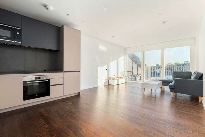 1 Bedroom Apartment To Rent In Lacewood Apartments, Timberyard Street London, SE8