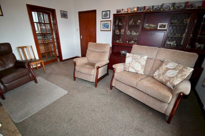 2 Bedroom Semi-Detached Villa For Sale In Fiveways, Hurlford, Kilmarnock, KA1
