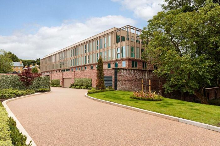 3 Bedroom Apartment To Rent In The Water Garden, Alderley Park, Nether Alderley, SK10