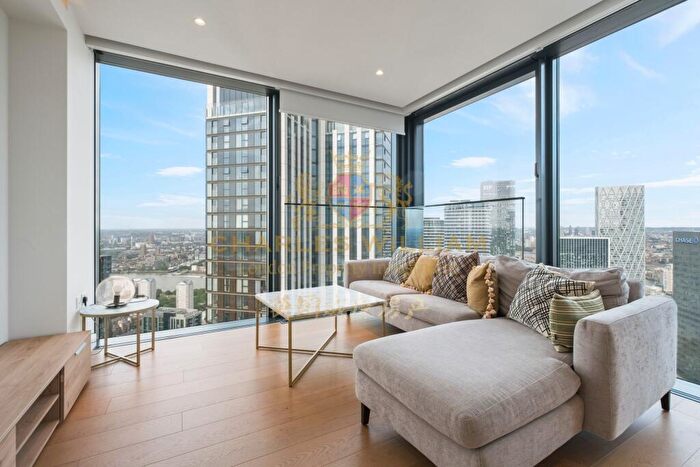 2 Bedroom Apartment To Rent In Apartment, Hampton Tower, Marsh Wall, London, E14