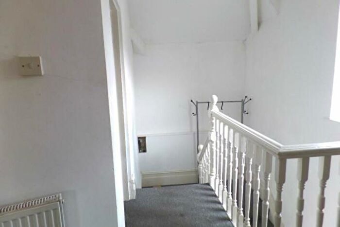 1 Bedroom Flat For Sale In Flat, Cowbridge Road East, Cardiff, CF5