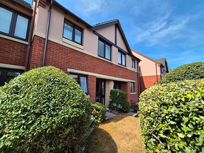 1 Bedroom Flat For Sale In Ashill Road, Rednal, Birmingham, B45