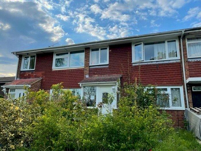 4 Bedroom Terraced House To Rent In Brougham Place, Farnham, GU9