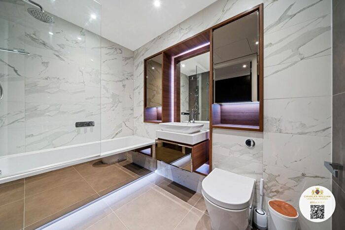 3 Bedroom Apartment To Rent In Flat, Neroli House, Piazza Walk, London, E1