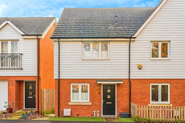 2 Bedroom End Terrace House For Sale In Blanford Avenue, Haywards Heath, RH16