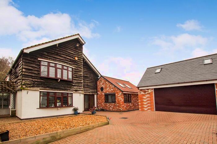 3 Bedroom Semi-Detached House To Rent In Shipley Common Lane, Ilkeston, DE7