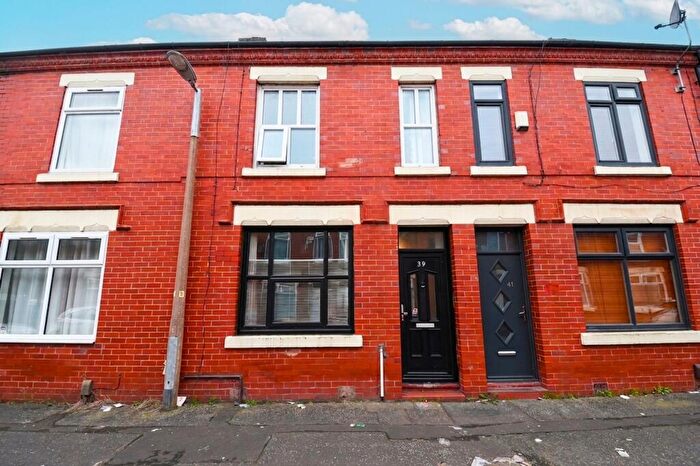 3 Bedroom Terraced House For Sale In Milnthorpe Street, Salford, M6