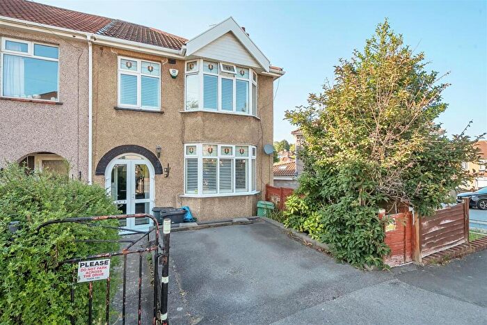 3 Bedroom End Of Terrace House For Sale In Westleigh Park, Hengrove, Bristol, BS14