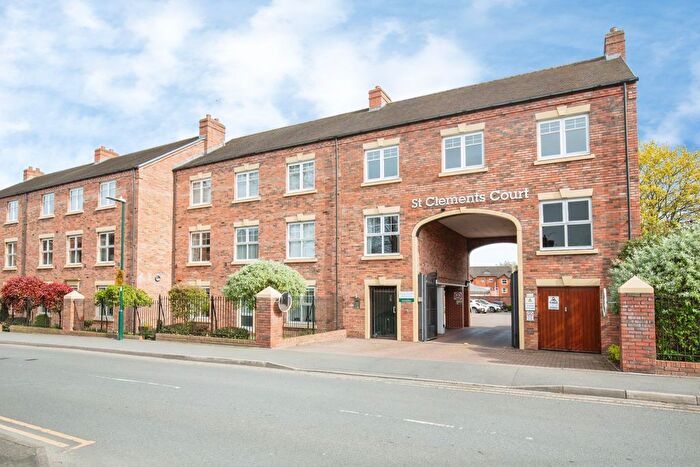 2 Bedroom Flat For Sale In St. Clements Court, Atherstone, CV9