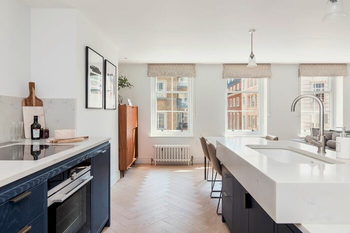 1 Bedroom Flat To Rent In Southampton Street, London, WC2E