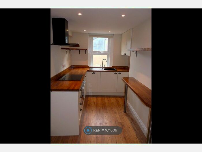 1 Bedroom Flat To Rent In Newbridge Road, Bath, BA1