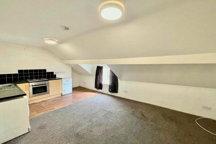 1 Bedroom Flat To Rent In Borough Road, Middlesbrough, TS1