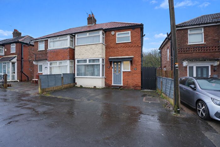 3 Bedroom Semi Detached House For Sale In Waterloo Street, Manchester, M9