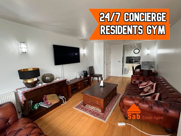 1 Bedroom Flat To Rent In Station Approach, Hayes, UB3