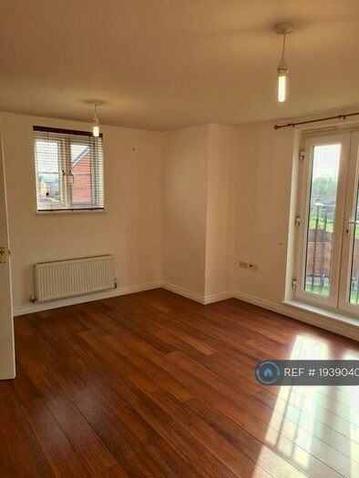 2 Bedroom Flat To Rent In Heather Gardens, North Hykeham, Lincoln, LN6