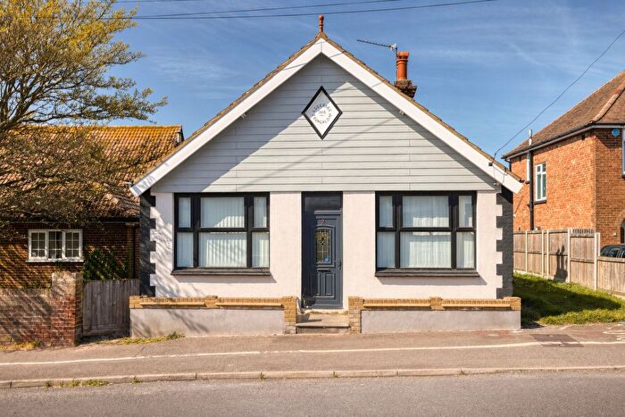3 Bedroom Bungalow For Sale In Pysons Road, Ramsgate, CT12