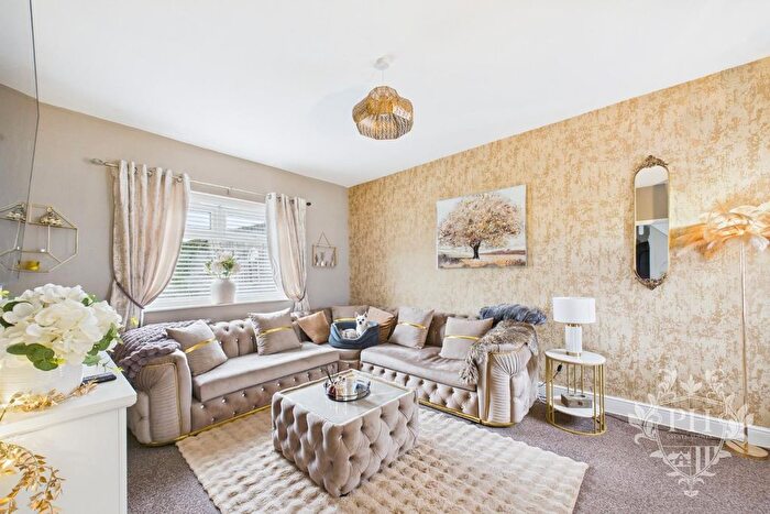 3 Bedroom Terraced House For Sale In Easson Street, Middlesbrough, TS4