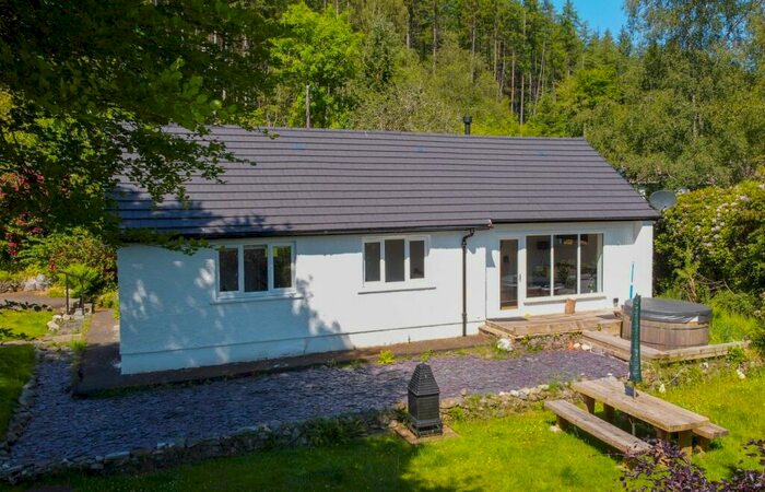 3 Bedroom Bungalow For Sale In Keip Road, Strathyre, FK18