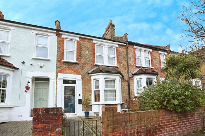 4 Bedroom Terraced House For Sale In Braidwood Road, London, SE6