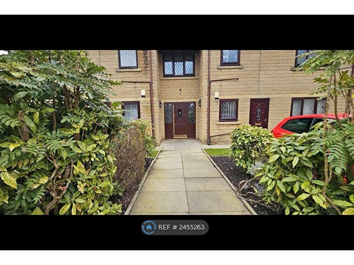 1 Bedroom Flat To Rent In Ashworth Street, Radcliffe, Manchester, M26
