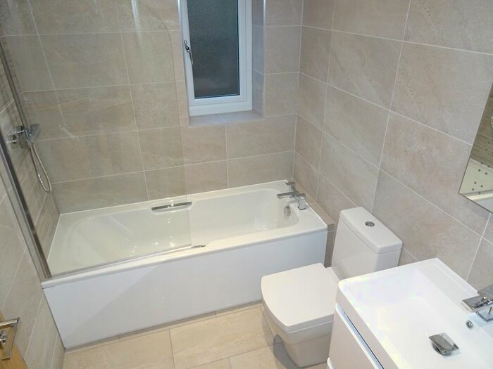 2 Bedroom Detached Bungalow To Rent In Brecon Rise, Wickersley, Rotherham, S66