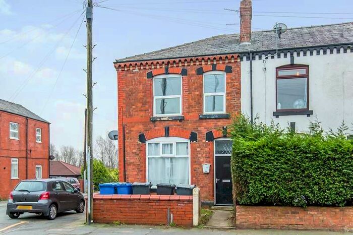 1 Bedroom Apartment To Rent In Billinge Road, Wigan, Lancashire, WN5