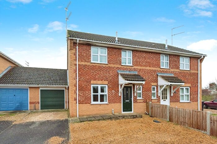 3 Bedroom Semi Detached House For Sale In Jubilee Road, Lakenheath, Brandon, IP27