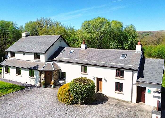 4 Bedroom Detached House For Sale In Rhiwceiliog Pencoed, Bridgend, CF35